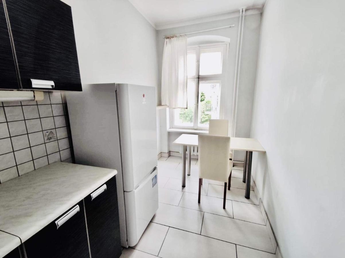 Przestronny Apartament Dla Czterech Osob Apartment วรอตซวาฟ ภายนอก รูปภาพ